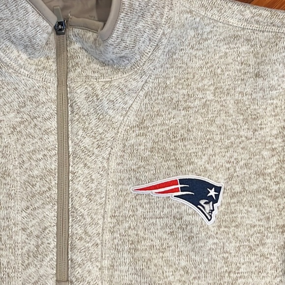 ⭐️ New England Patriots Antigua 1/4 Zip Pullover Sweater Size XL - Picture 2 of 5